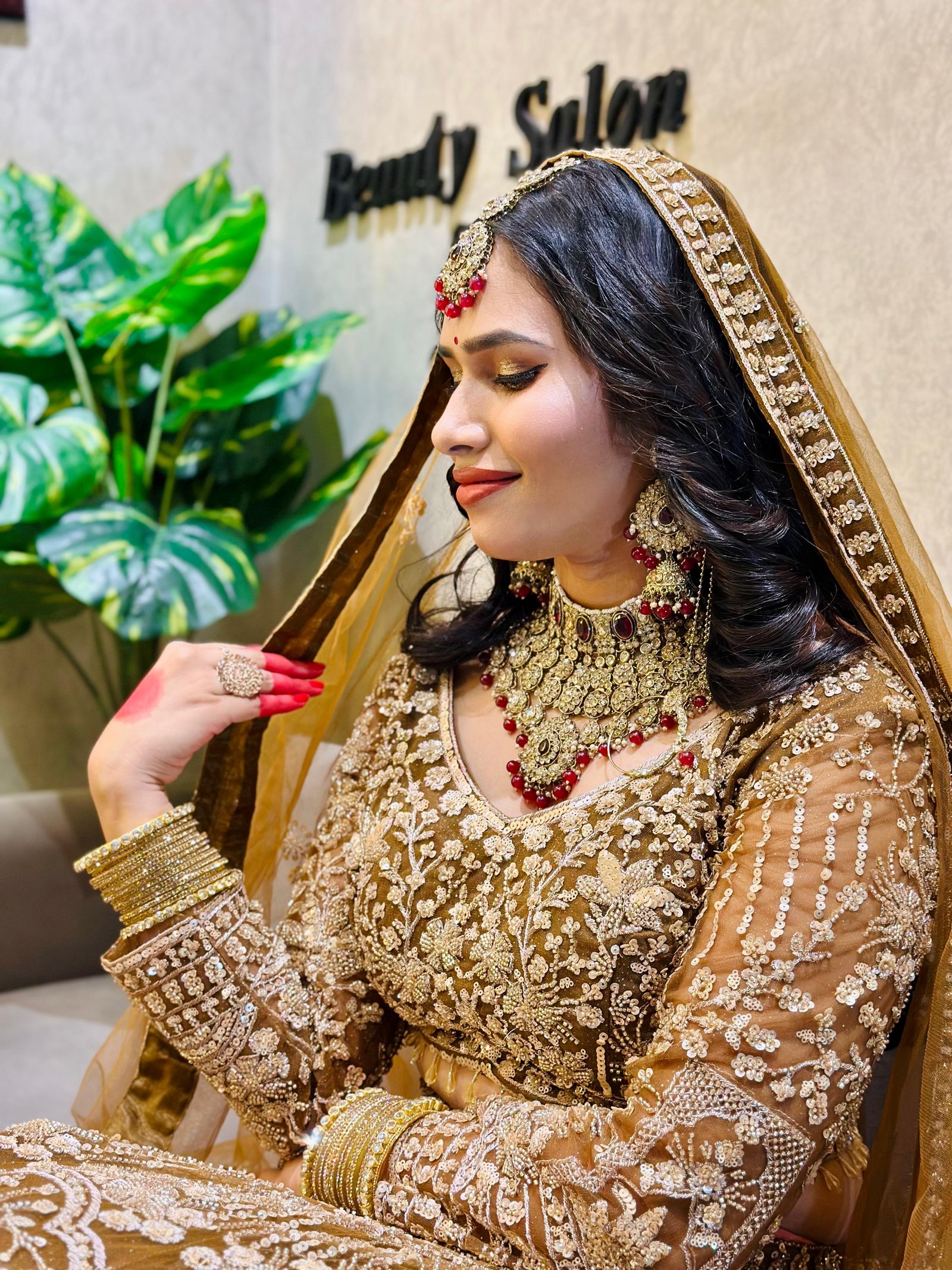 Beauty Salon Service